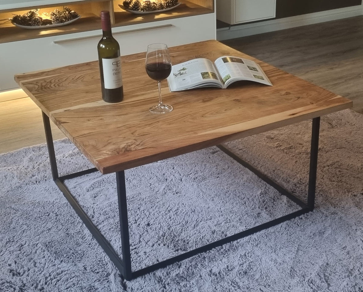Urban Couchtisch eckig -B 92cm