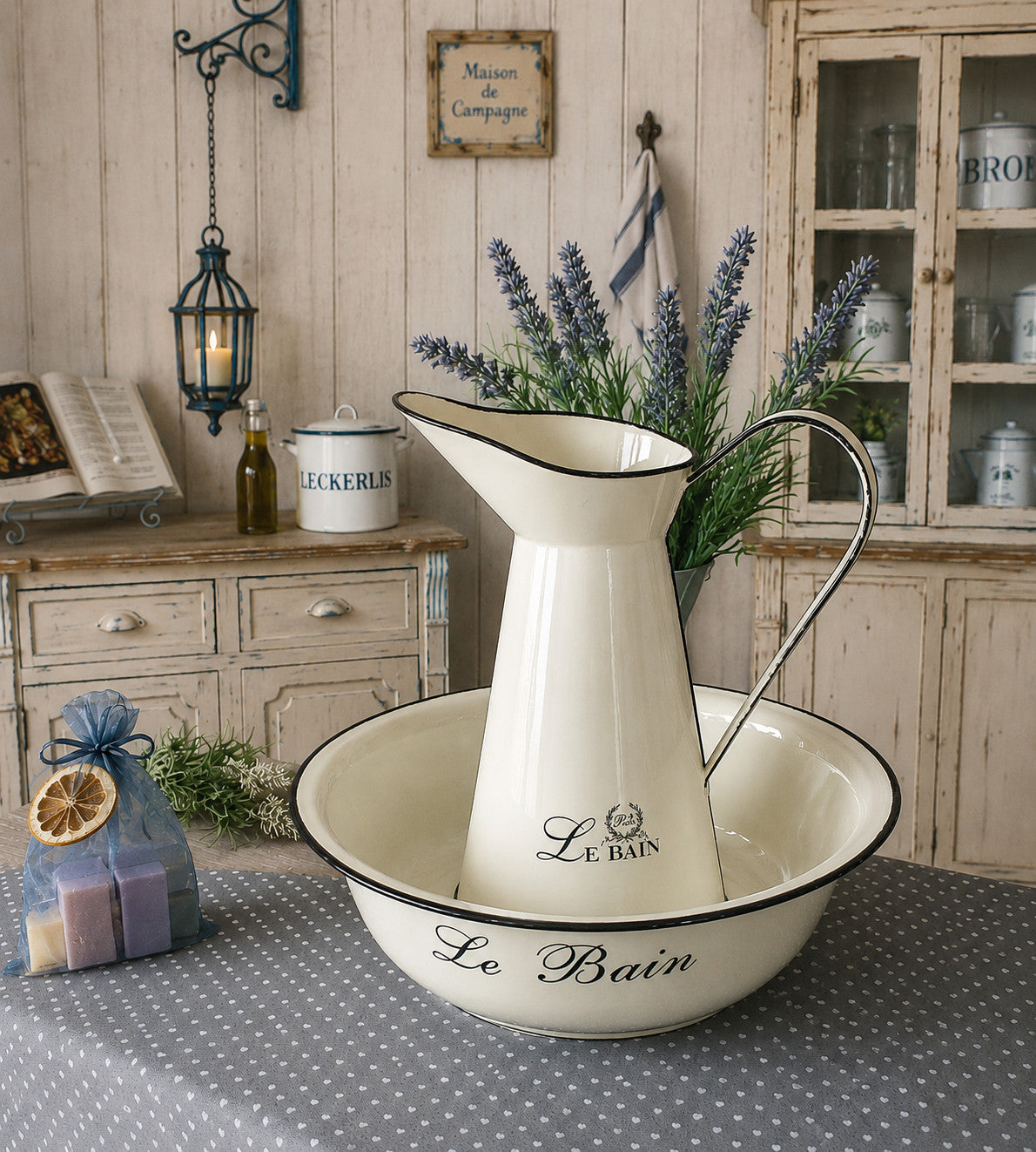 Waschtisch mit Set Emaille Waschschüssel LE BAIN und Krug Nostalgie pur Bad Deko