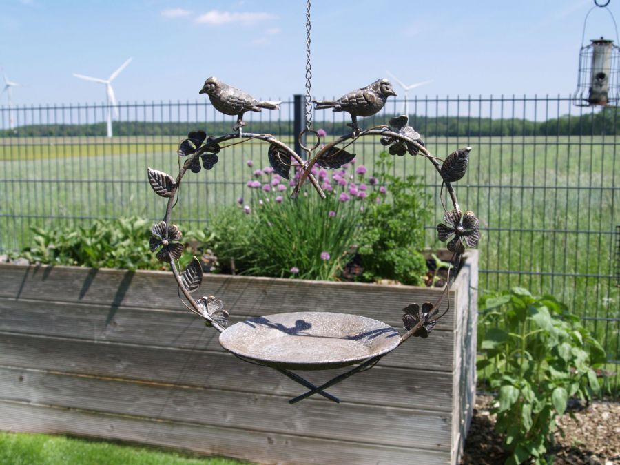 Vogeltränke Vogelbad Futterstelle zum Hängen, Herz Shabby Chic Metall Gartendeko