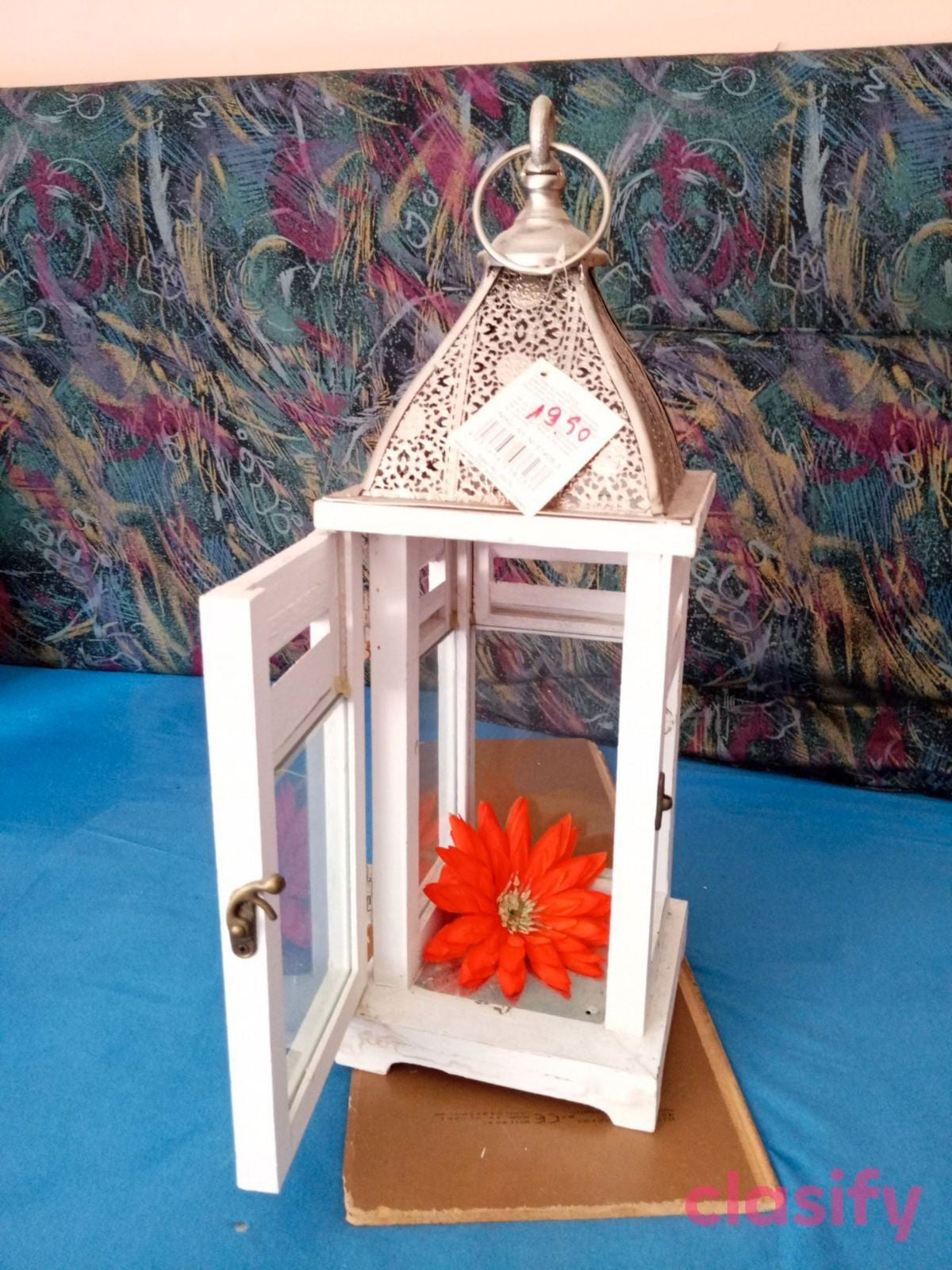 Weiße Deko Laterne Holz Metall Glas mit Ornamentdach und Tür Windlicht Kerzen A