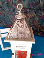 Weiße Deko Laterne Holz Metall Glas mit Ornamentdach und Tür Windlicht Kerzen A