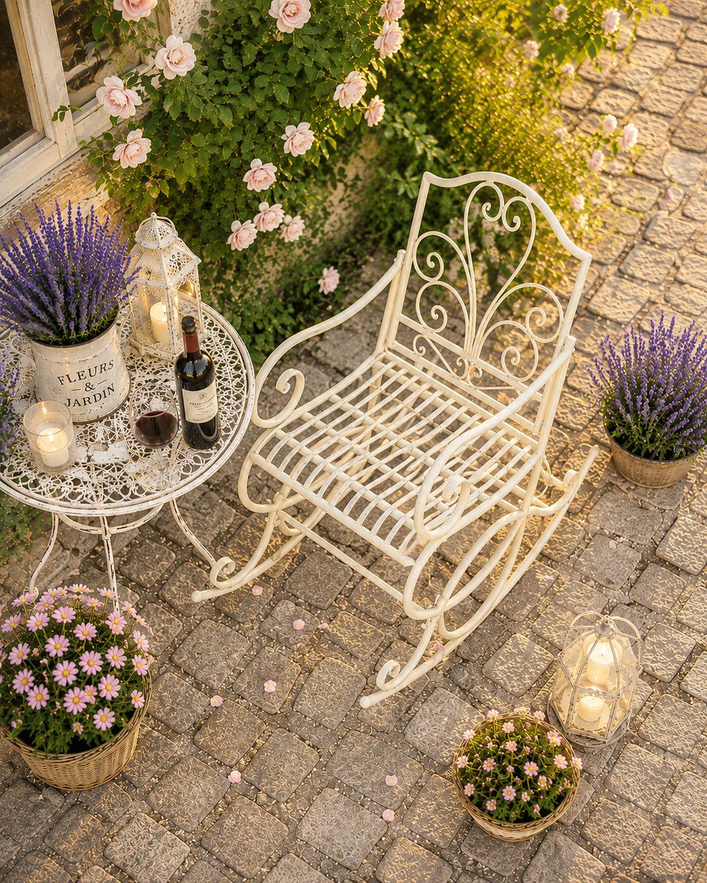 Romantischer Schaukelstuhl Metall Antikweiß Landhaus Garten Terrasse Vintage